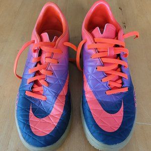 Nike Hypervenom Indoor Soccer Shoes | Size US 6.5, UK 6, EUR 39, 24.5 cm